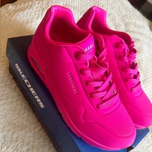 Skechers - Stand on Air sneakers BRAND NEW